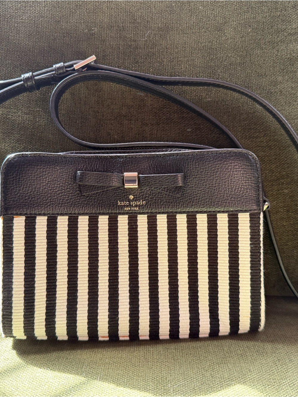 Kate Spade Black and White Striped Crossbody Never used.